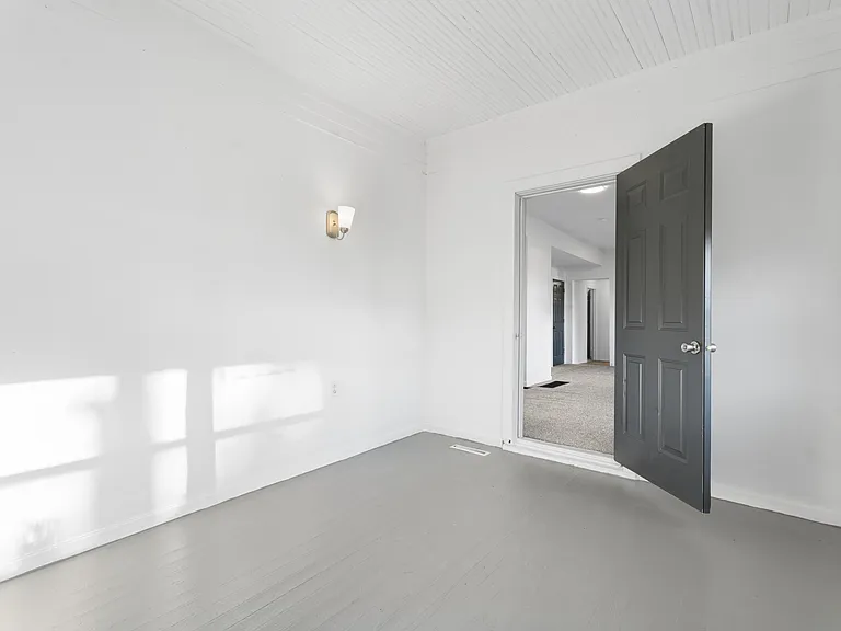 1203 E Cherry St — Photo 18