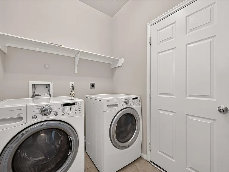 10411 Dewey Eve Ct — Photo 25