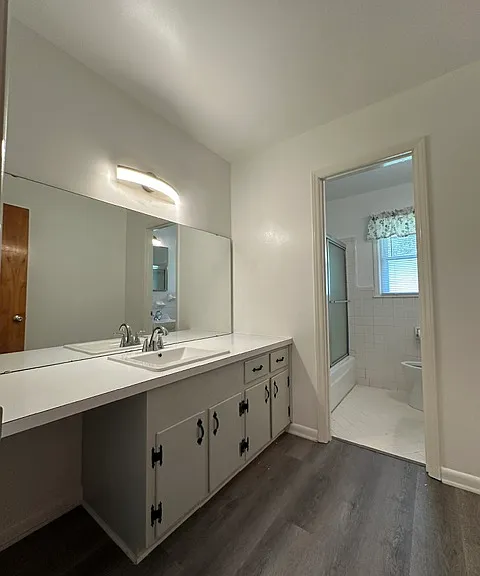 9519 Walkers Ferry Rd — Photo 17