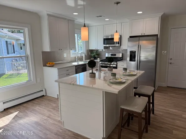 22 Madras Court, Toms River, NJ 08757