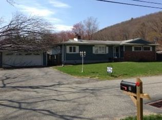 8 Dacotah Trl, Oak Ridge, NJ 07438