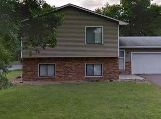9231 Shenandoah Ln N, Maple Grove, MN 55369