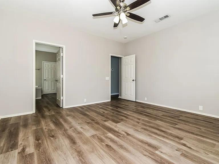 1333 Mill Wood Ln — Photo 11