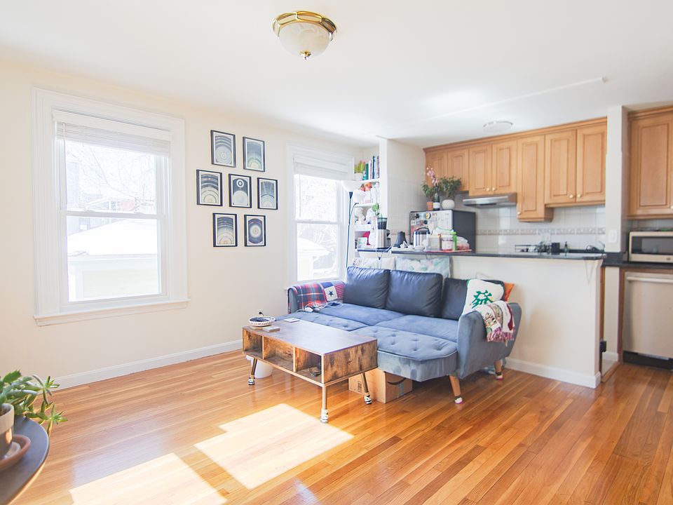 1st image of 53 Putnam Ave #1A