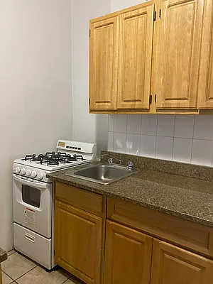 Rented by Paley Management | media 11