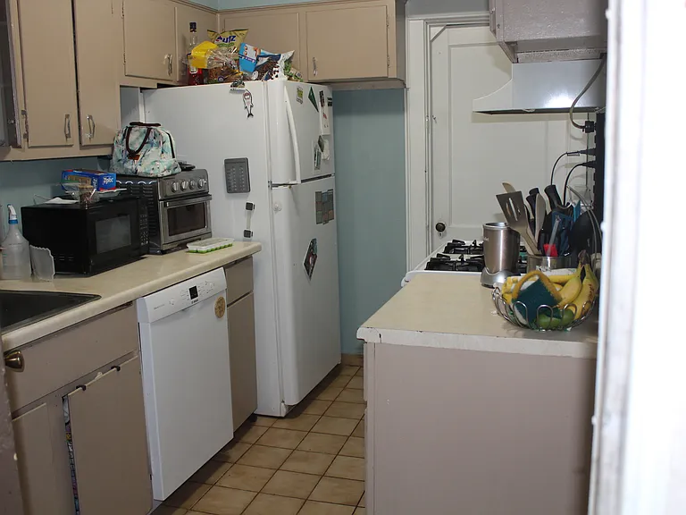 5705 Pocusset St — Photo 10