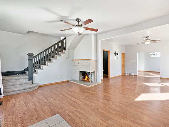 4th image of 1315 Pershing Blvd
