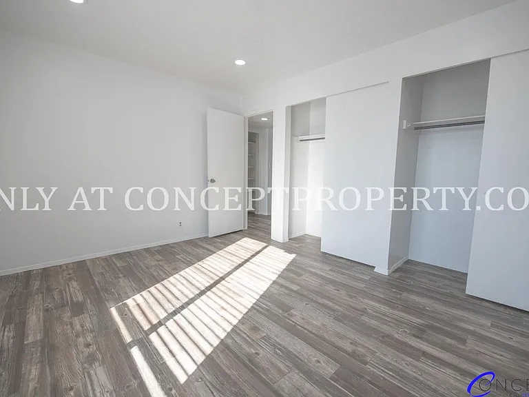 Foothill Terrace — Photo 160