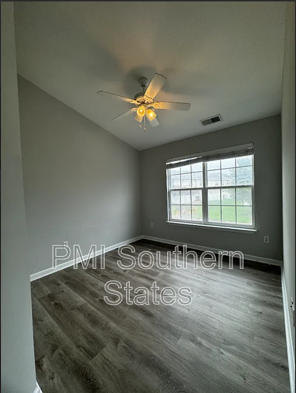 Building Photo - 118 Xander Dr
