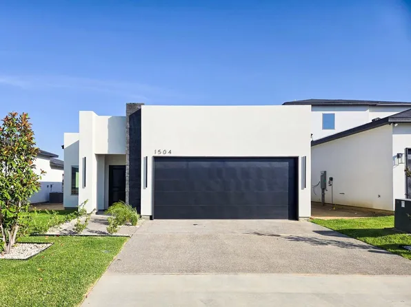 1504 Noyola Loop, Laredo, TX 78046