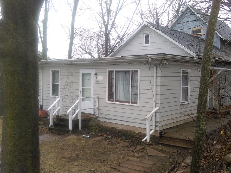 1st image of 547 Elizabeth St APT 3