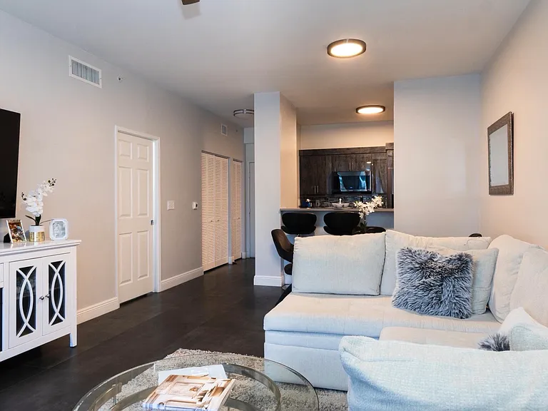 651 Okeechobee Blvd — Photo 2