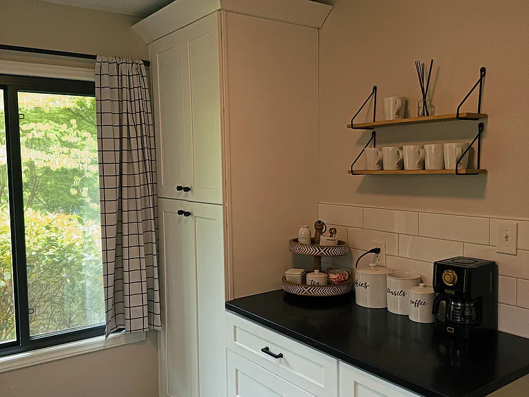 6004 Applewood Ln — Photo 9