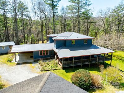 140 Hangin Dog Ln, Lake Toxaway, NC, 28747