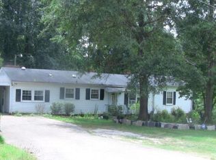 1015 E Woodcrest Dr, Raleigh, NC 27603