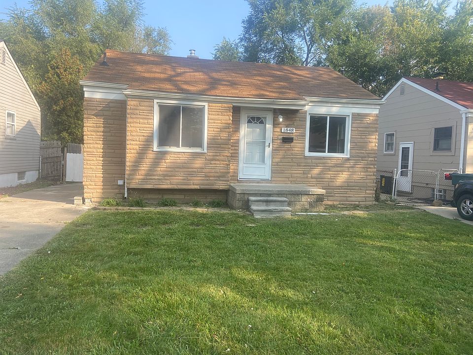 1st image of 1848 Stewart Ave