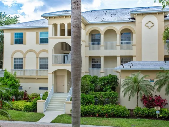 825 Bentwater Cir APT 101, Naples, FL 34108