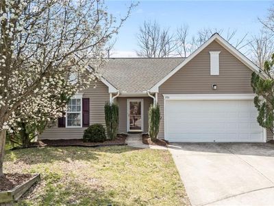 795 Avalon Springs Ct, High Point, NC, 27265