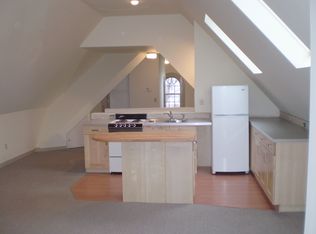 15 Beacon St #3-2, Hamden, CT 06514