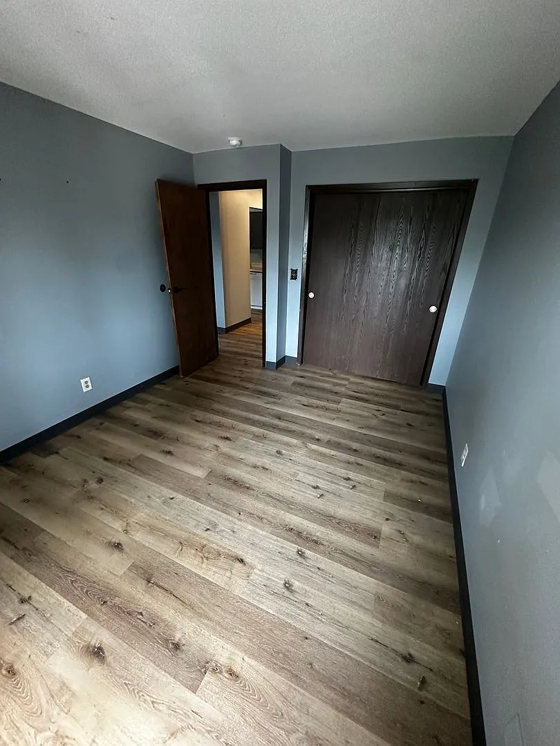 Southern Park Apartments — Photo 2