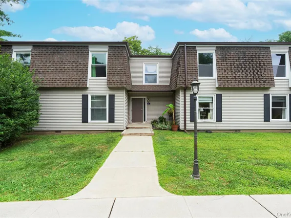 19 B Stout Court #B, Poughkeepsie, NY 12603