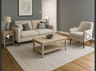 11 Breezy Meadows Ln, Fletcher, NC 28732