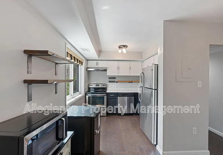 3312 S 28th St #303 — Photo 6
