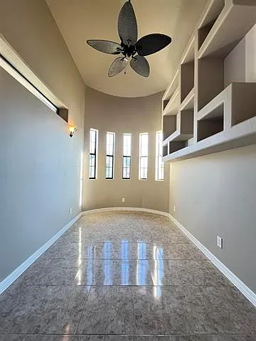 6030 Queens Ct — Photo 29