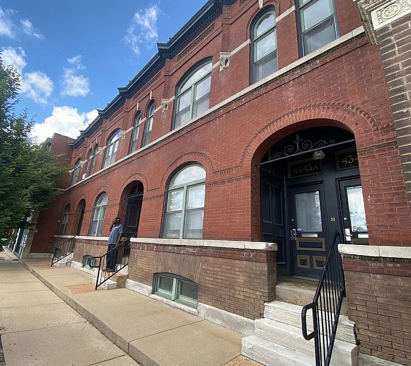 Building Photo 3
