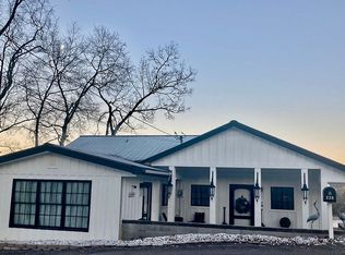 226 Grays Ferry Rd NW, Georgetown, TN 37336