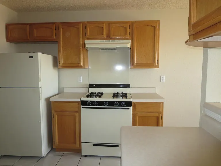 2020 Rogelio Ave — Photo 15