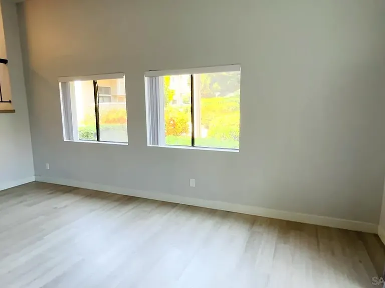 4022 Mahaila Ave #C — Photo 3