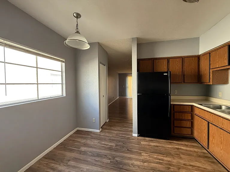 2839 E Le Marche Ave #203 — Photo 4