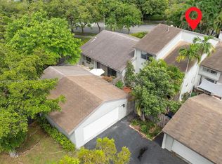 11382 SW 110th Ln, Miami, FL 33176