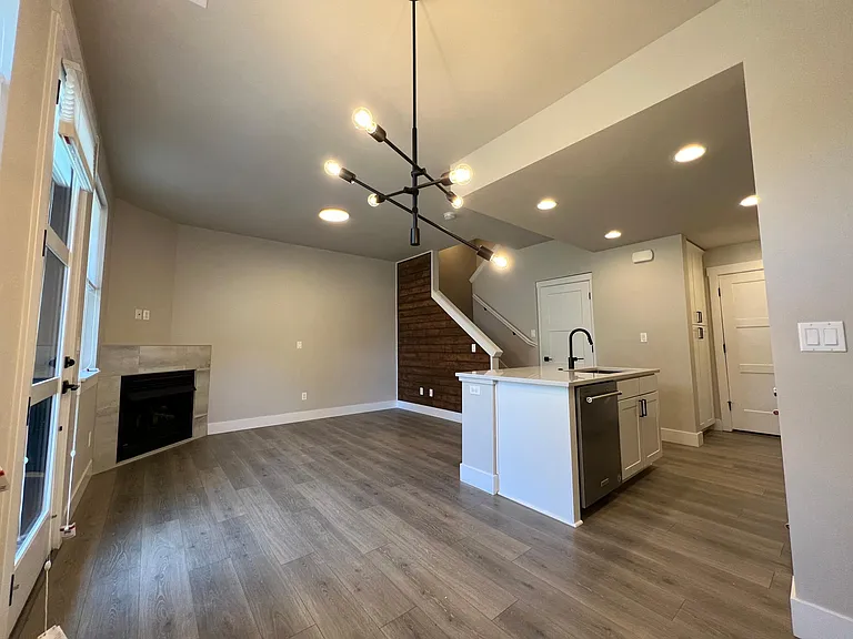 Dining / Living