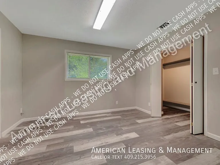 1301 Spring Lake Dr — Photo 12