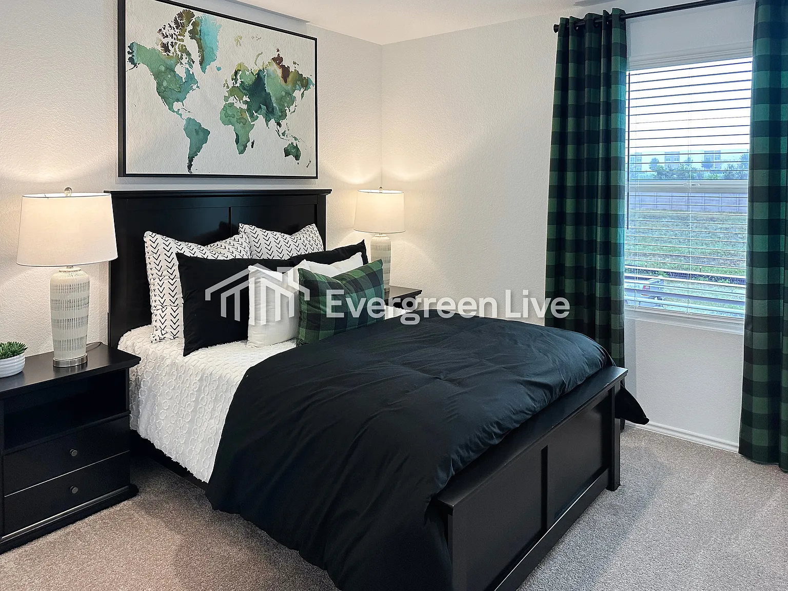 4 bed, 2.5 bath, 1891 sqft, $1,610 — Photo 4