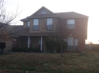 302 Meadow Ridge Dr, Venus, TX 76084