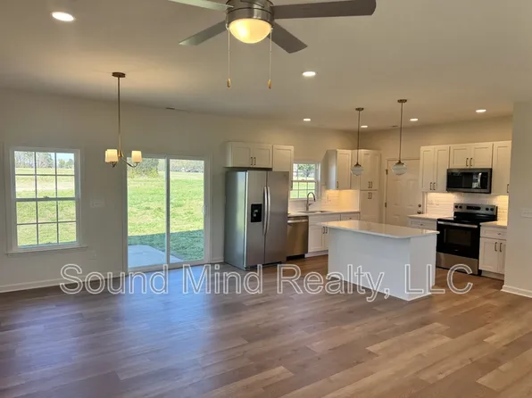 204 Landmark Dr, Angier, NC 27501