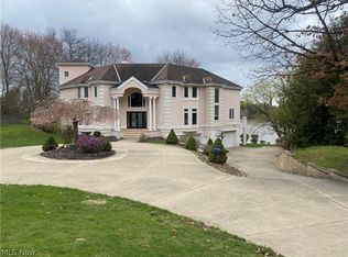 6871 Chillingsworth Cir NW, Canton, OH