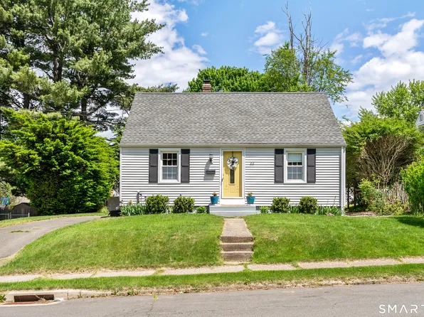 22 Rowe Place, Bristol, CT 06010