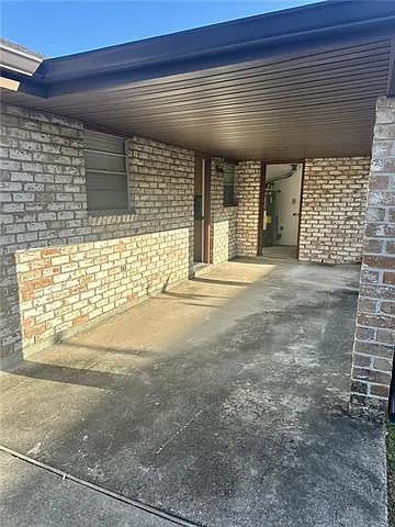 2 bed, 1.0 bath, 776 sqft, $1,325 — Photo 4
