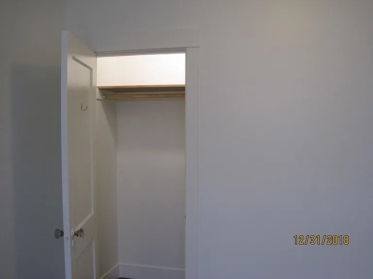 817 13th Ave — Photo 24