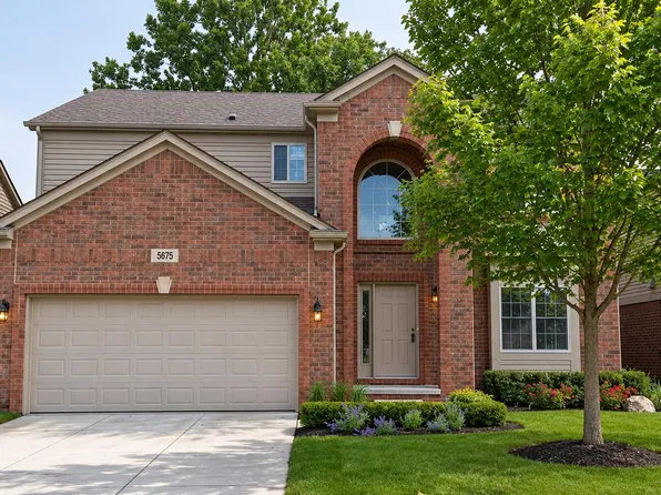 5675 Gregory Dr, Shelby Township, MI 48317