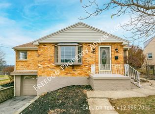 3244 Elderwood Dr, Bethel Park, PA 15102