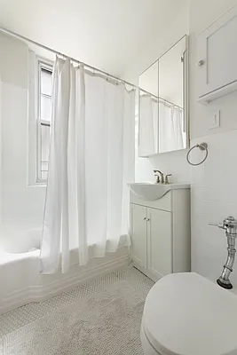 Sold by Compass | media 10