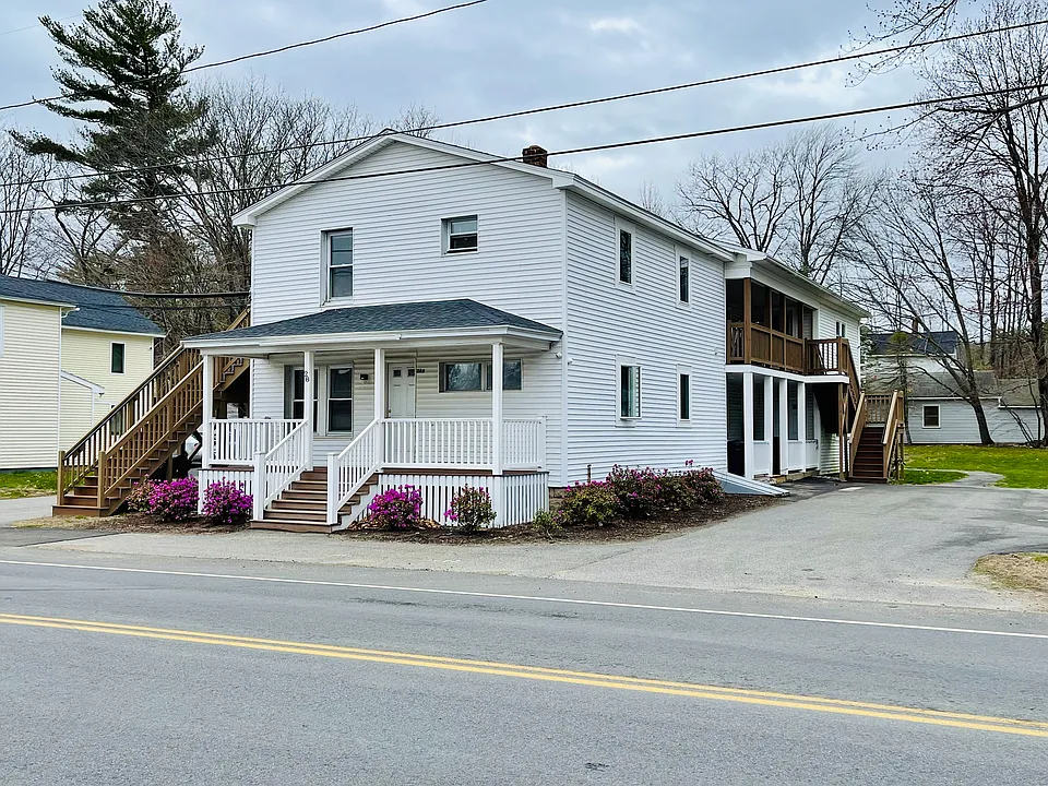 28 Railroad Ave
