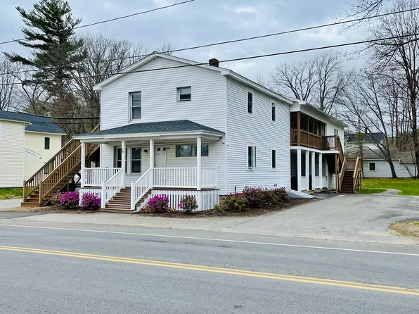 28 Railroad Ave, Springvale, ME 04083