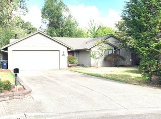 16835 SW Artesian Ct, Beaverton, OR