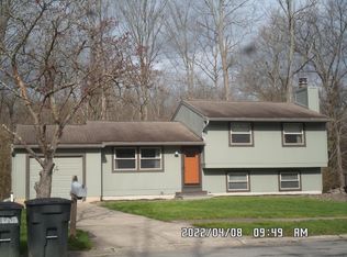 1127 Nature Run Rd, Batavia, OH 45103